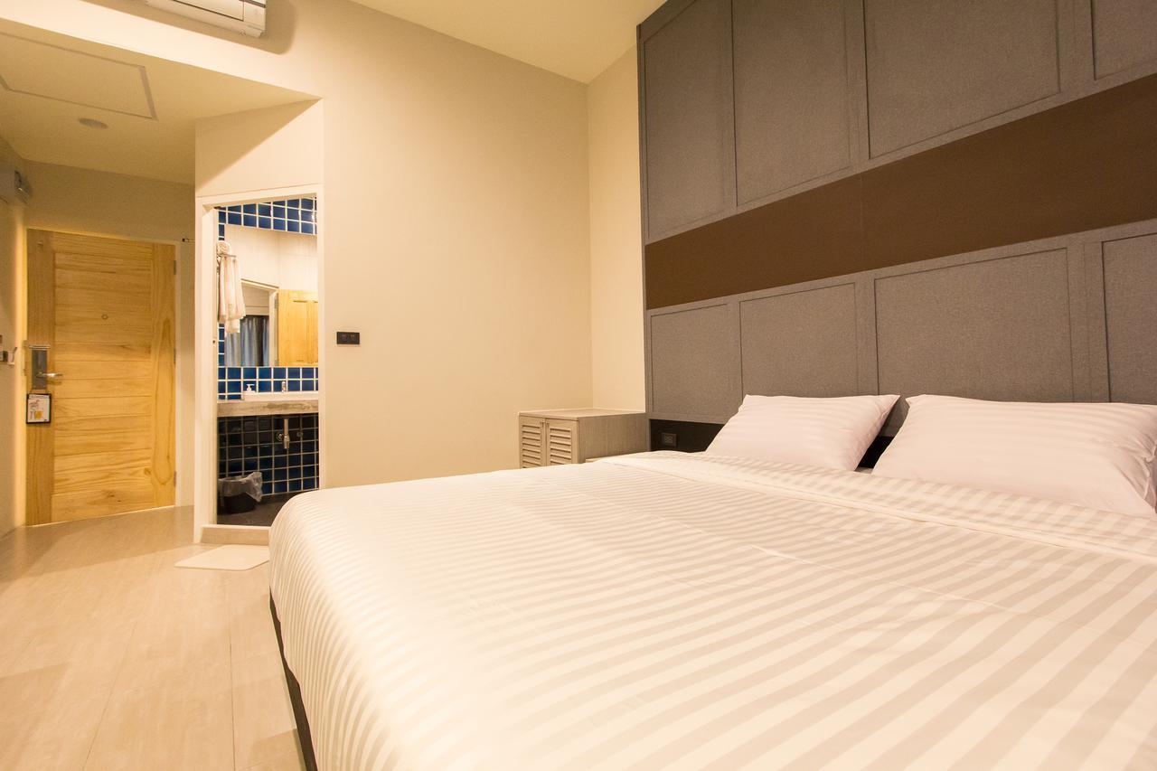 Lazy Sunday Hostel Bangkok Dış mekan fotoğraf