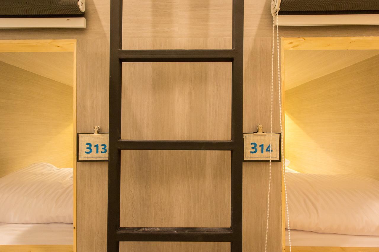 Lazy Sunday Hostel Bangkok Dış mekan fotoğraf